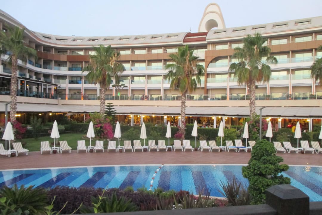 Ein teil vom Pool TUI MAGIC LIFE Jacaranda