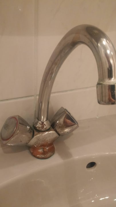 Verrosteter Wasserhahn Hotel Spreewitz am Kurfürstendamm