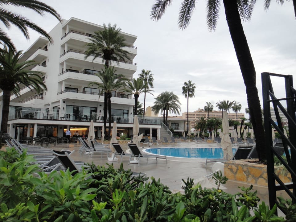 Blick vom Eingang Außenanlage   allsun Hotel Bahia del Este