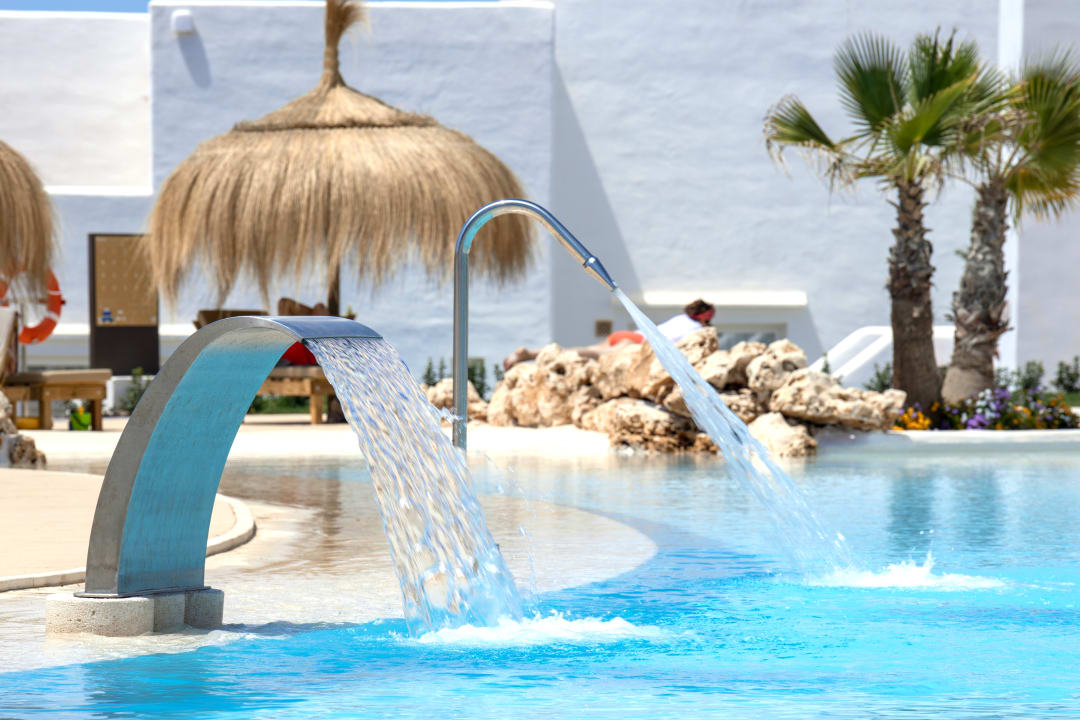 Pool Eques Petit Resort