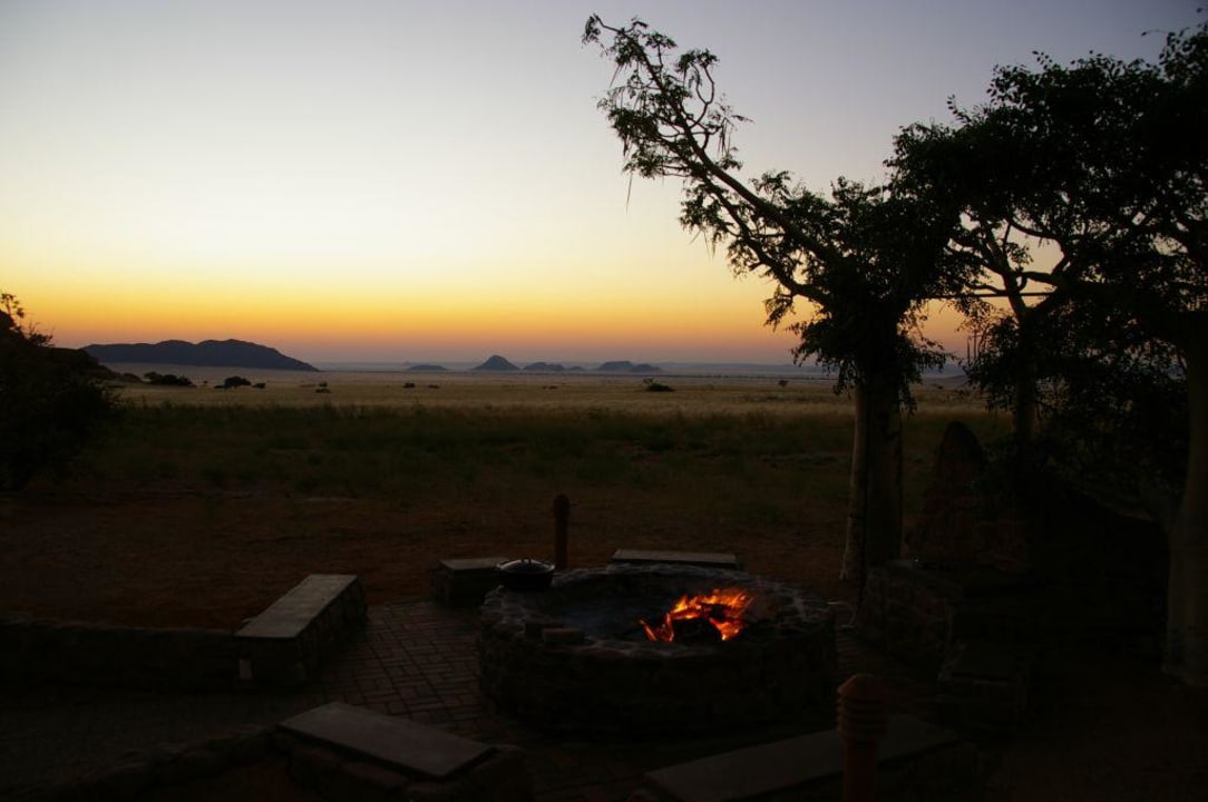 Lagerfeuer Namib Naukluft Lodge