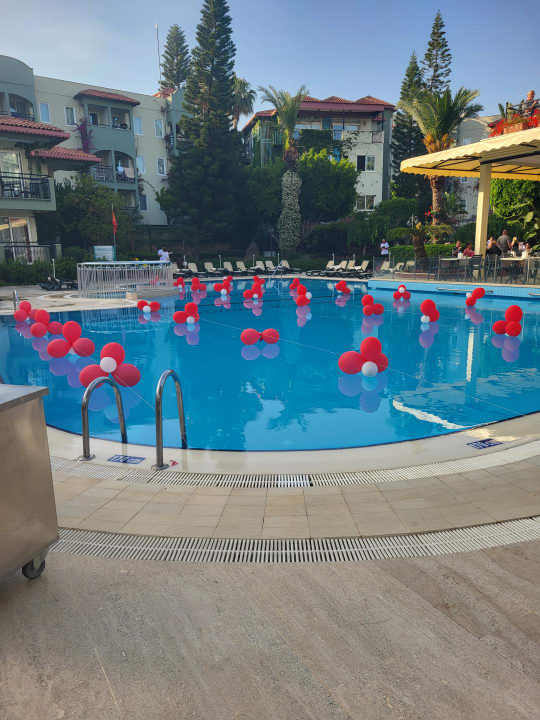 Pool Hotel Gardenia Beach