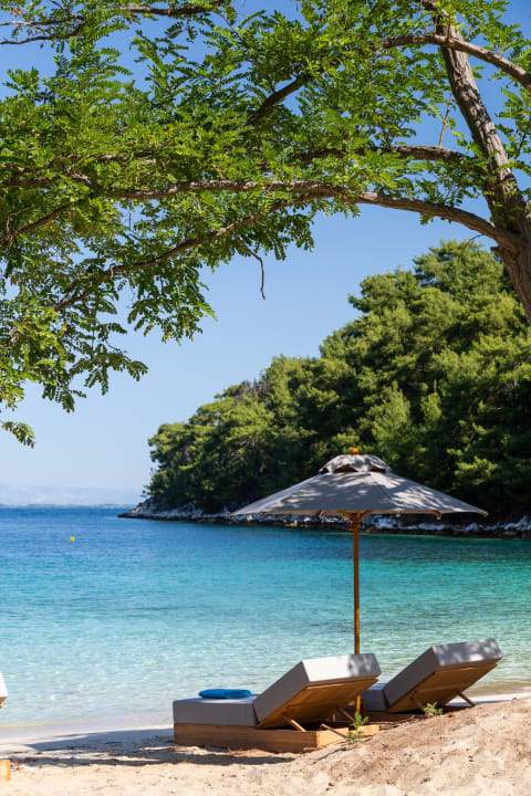 Strand Vathi Cove Luxury Resort & Spa