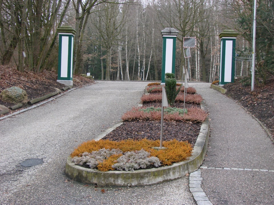 Einfahrt zum Hotel Hotel Das Ludwig