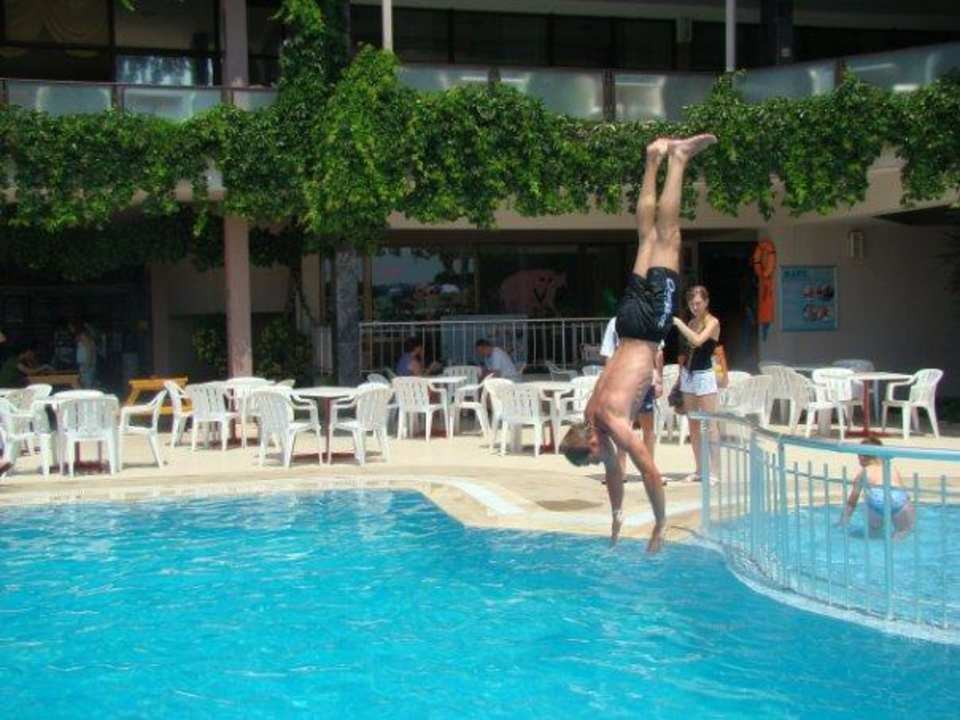 Бассейн 2 Hotel Akropol