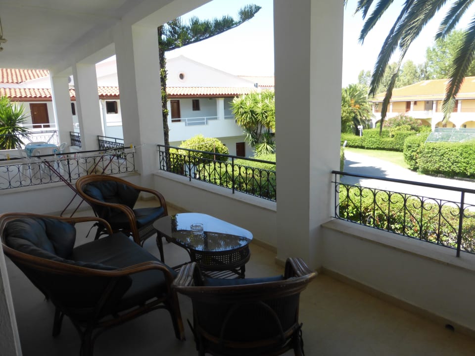 Unsere Terrasse Acharavi Beach Hotel