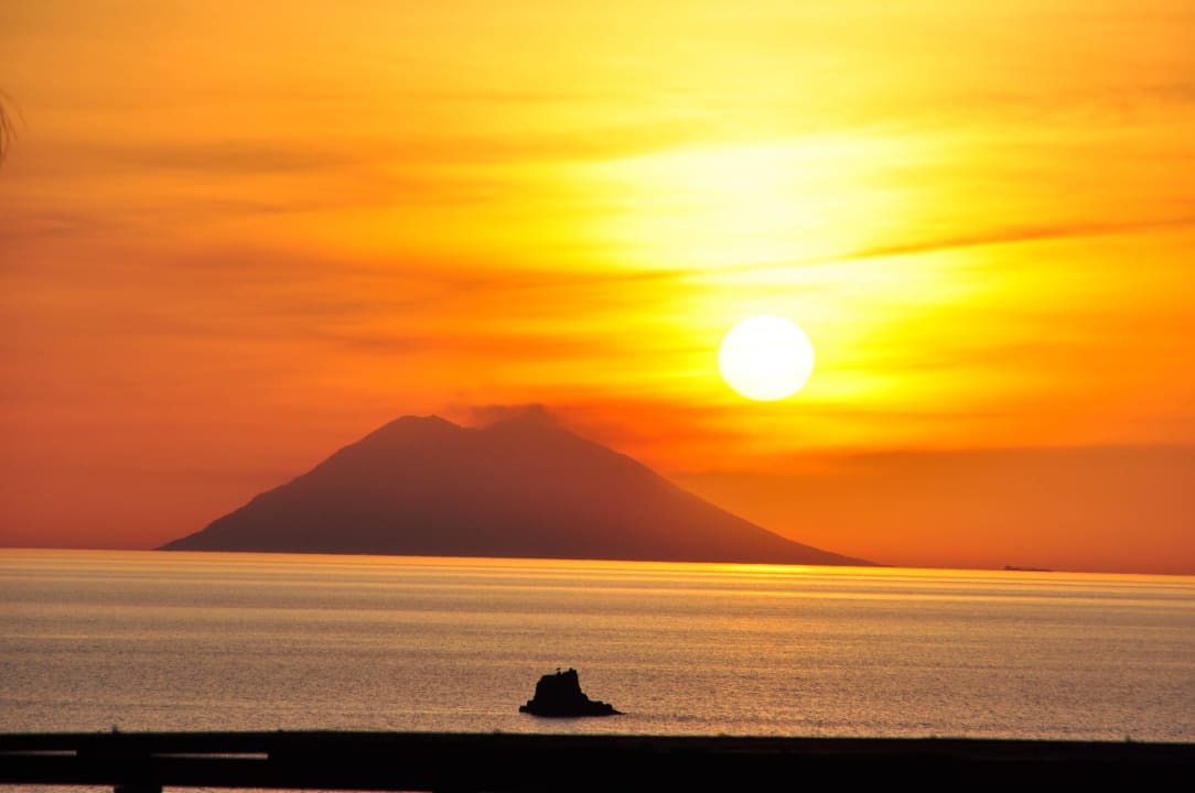 Genau gegenüber Stromboli Hotel Villaggio Il Gabbiano