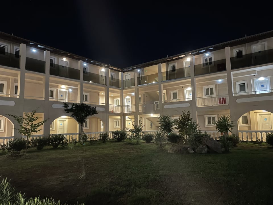 Außenansicht Sandy Beach Resort