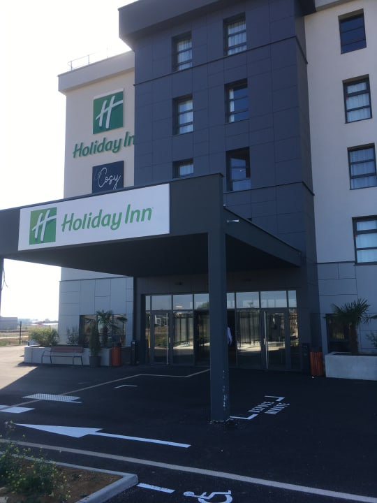 Lobby Holiday Inn Dijon Sud - Longvic, an IHG Hotel