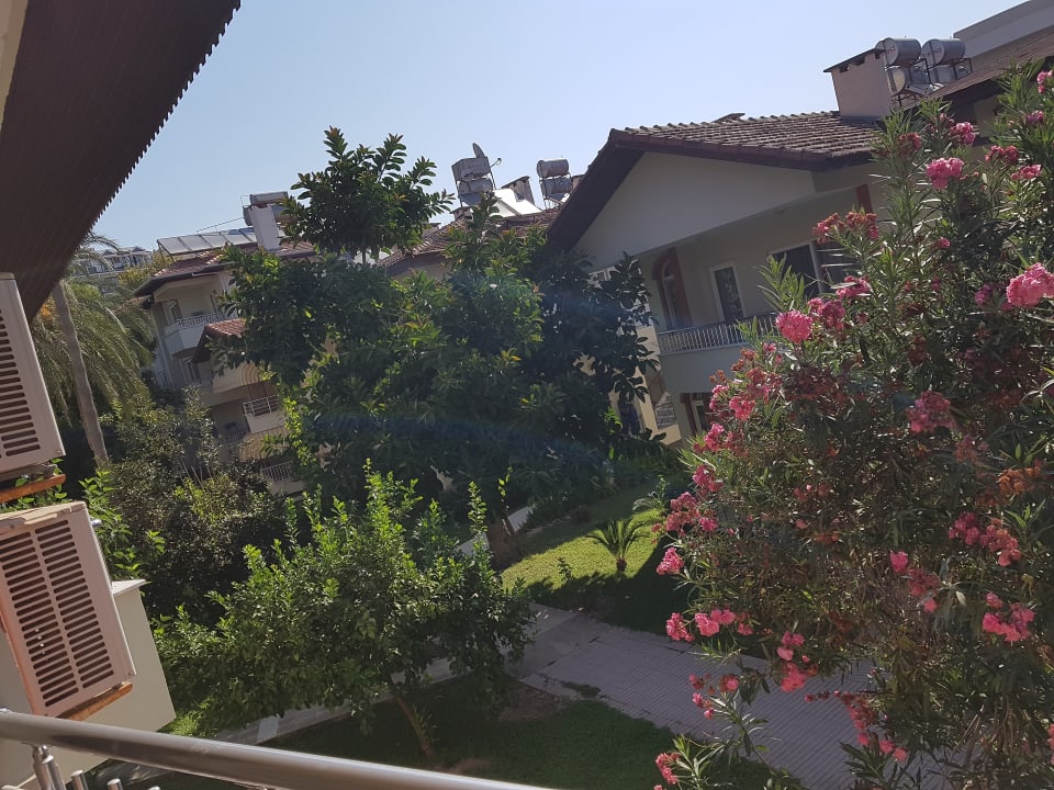 Gartenanlage Hotel Sirma