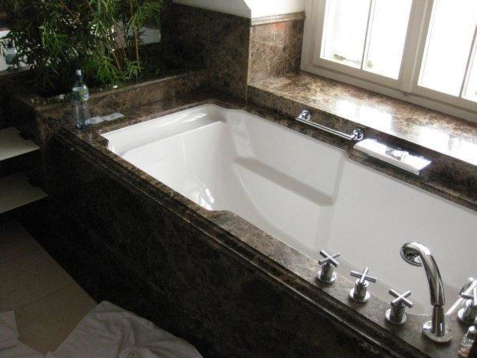 Bad - Suite Hotel Bayerischer Hof