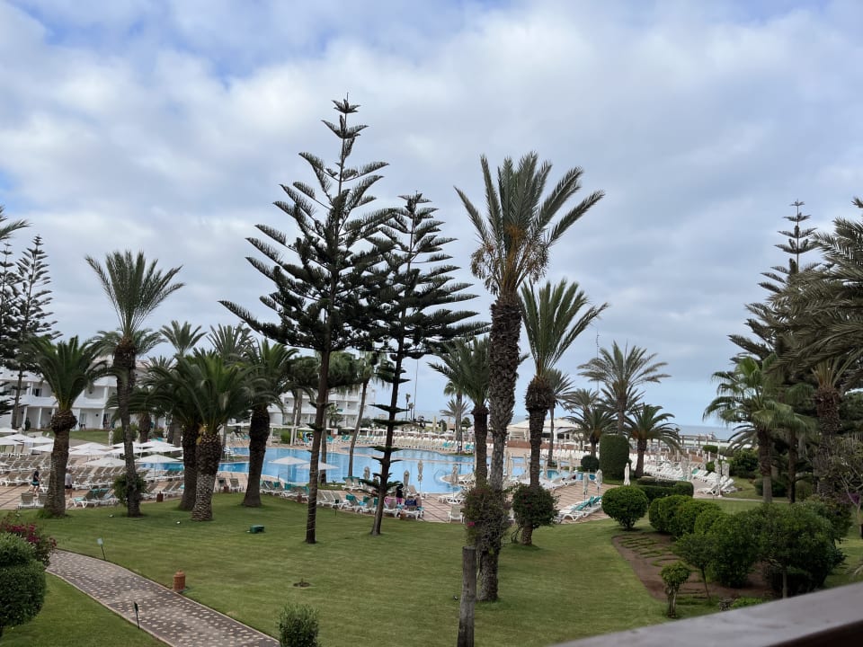 Pool Iberostar Waves Founty Beach