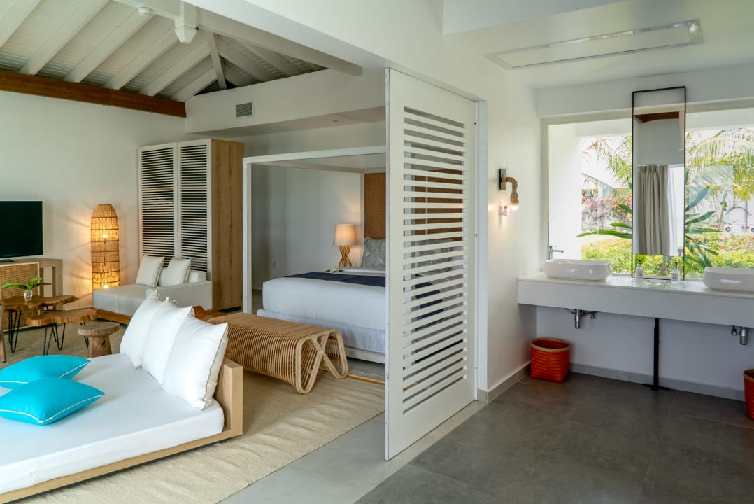 Zimmer Le Mersenne Zanzibar, Autograph Collection