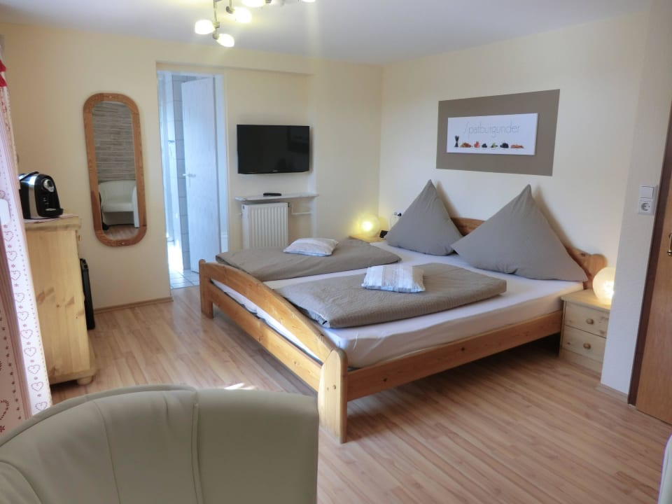 Doppelzimmer "Burgunder Gästehaus Reblandhof Siebenhaller