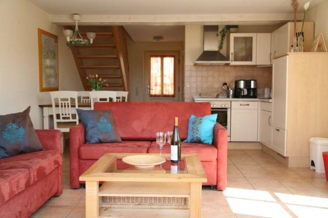 Wohnzimmer mit Küche Ferienwohnungen Alter Schwede