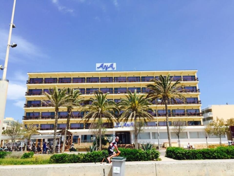 Hotelblick vom Strand aus AYA Seahotel - Adults only