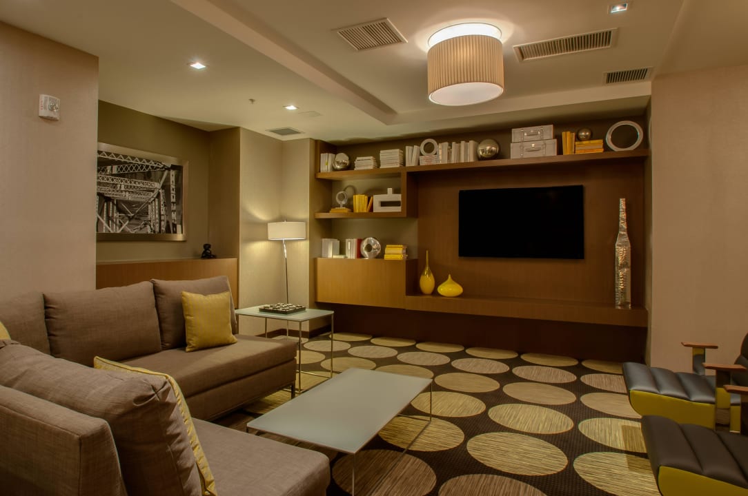 Hotel Lobby Residence Inn by Marriott New York Manhattan/Midtown East