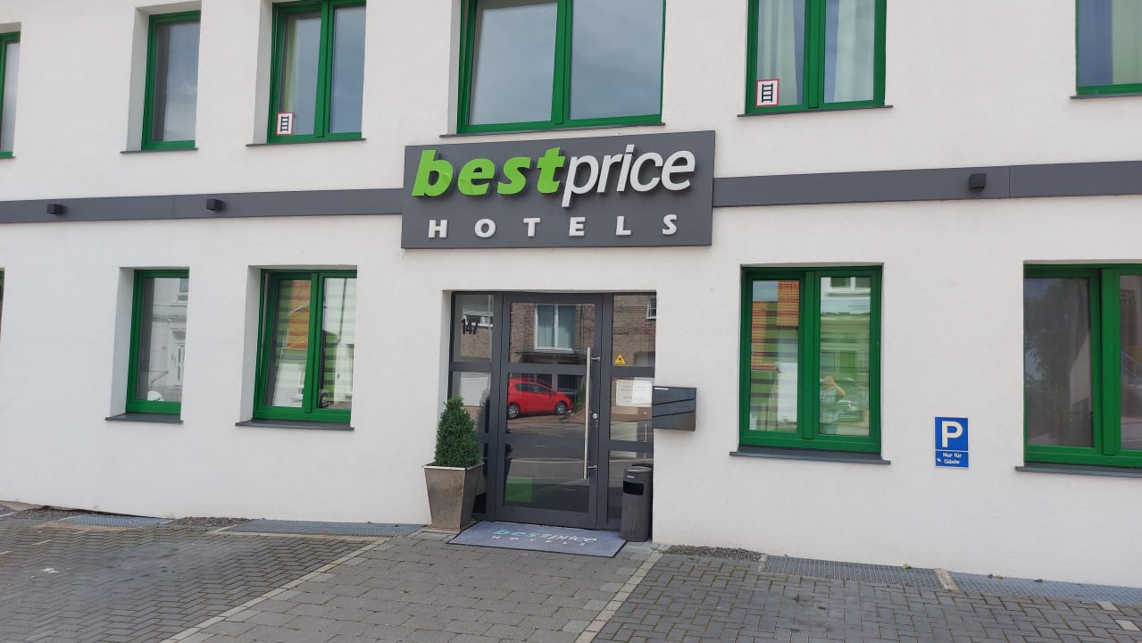Außenansicht bestprice Hotel Eschweiler