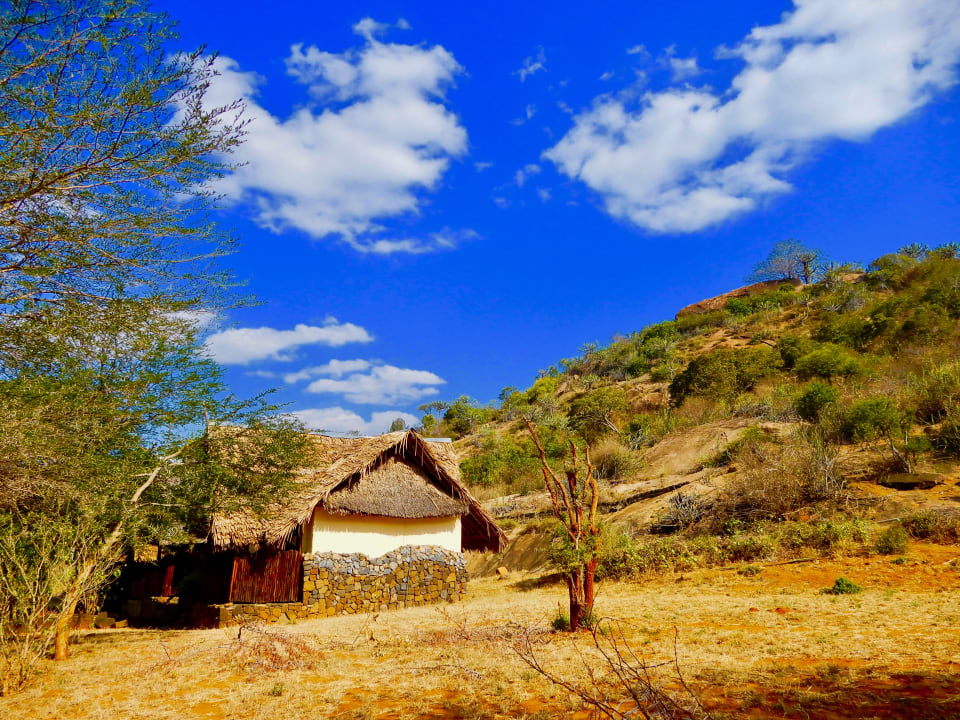 Außenansicht Rhino Valley Lodge