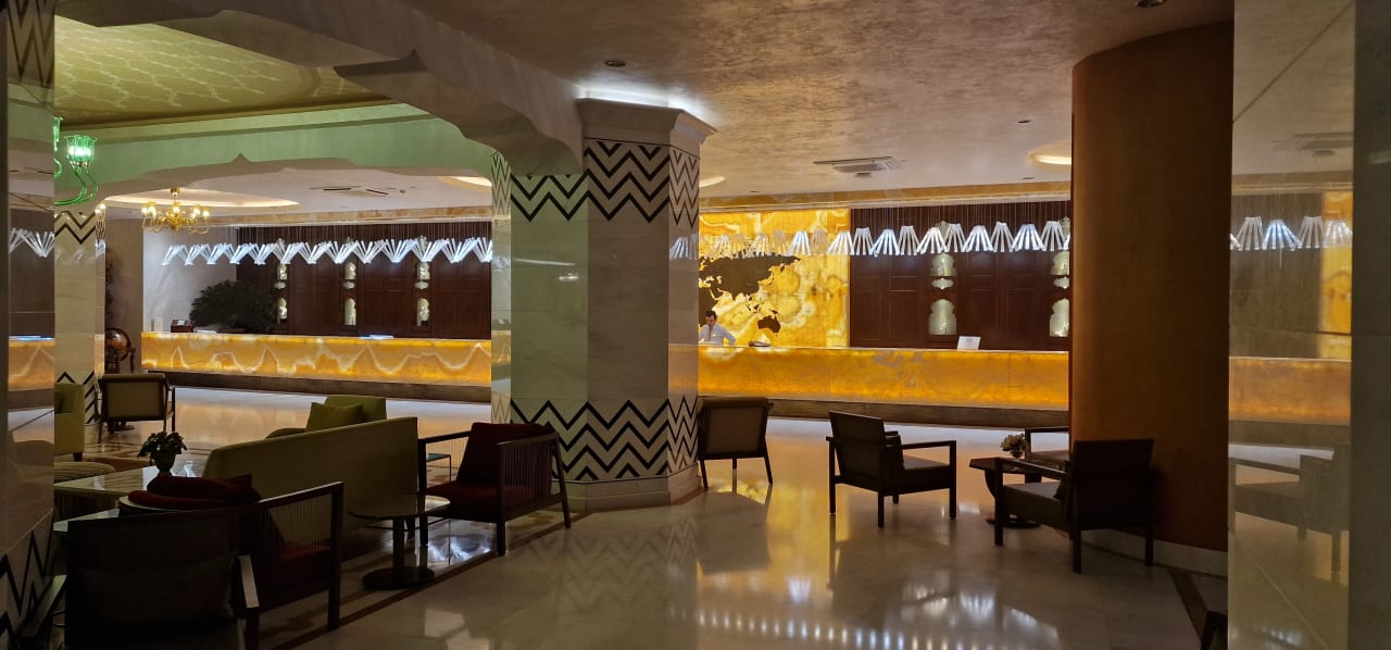 Lobby Royal Taj Mahal Hotel