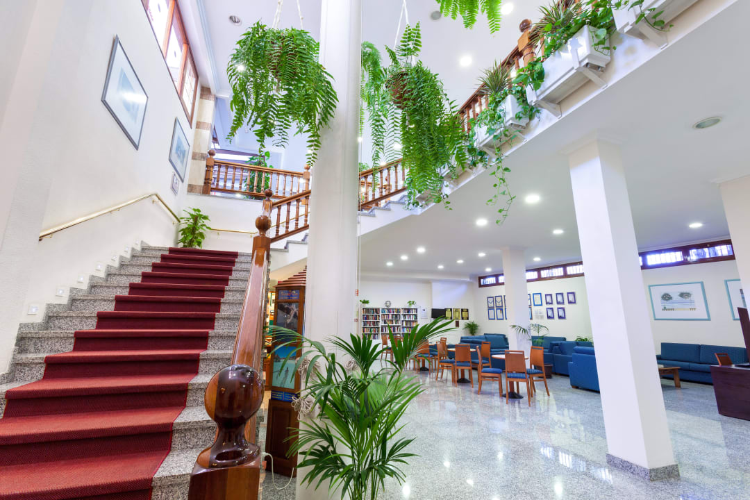 Hall - recepción Apartamentos Casablanca