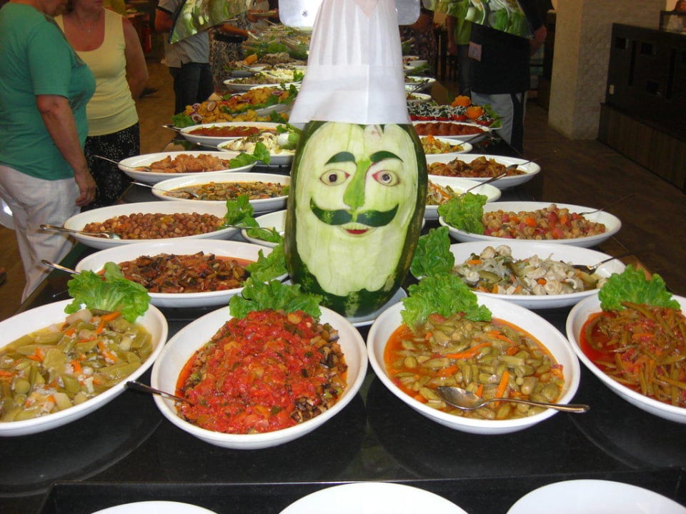 Salatbuffet, wer da nichts findet, selber Schuld Hotel Defne Star