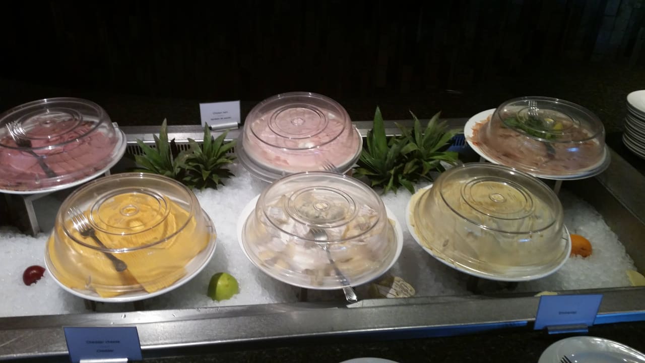 Frühaufschnitt Victoria Beachcomber Resort & Spa