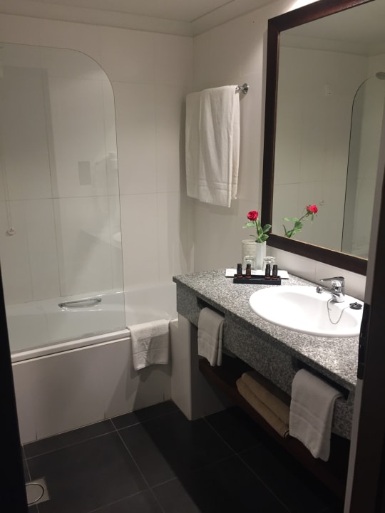 Zimmer PortoBay Falésia