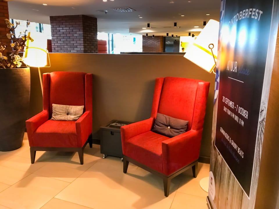 Lobby Hyatt Place Amsterdam Airport