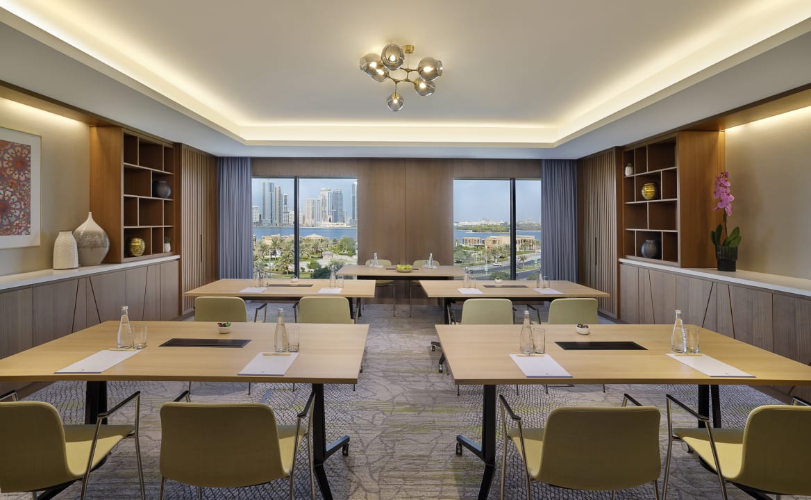 Sonstiges DoubleTree by Hilton Sharjah Waterfront Hotel & Residences