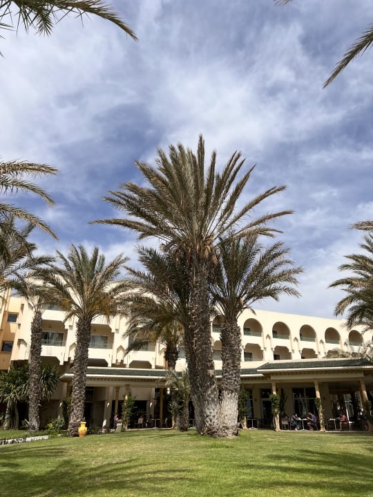 Außenansicht Iberostar Waves Averroes