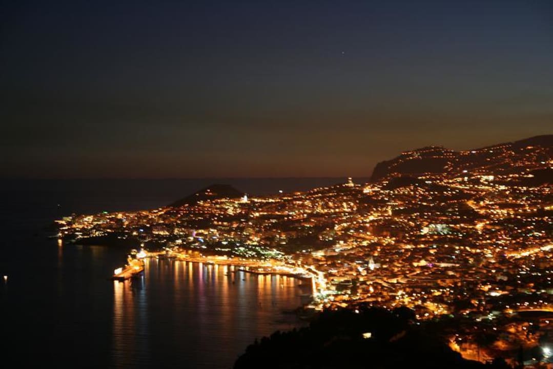 Ausblick nachts Hotel Ocean Gardens