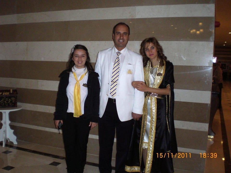 Freundlicher Empfang zu jedem Essen Diamond Excellence Resort & Spa