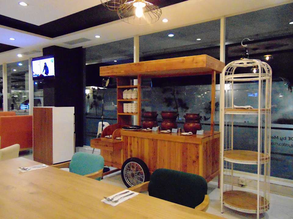 Gastro Innside by Melia Yogyakarta