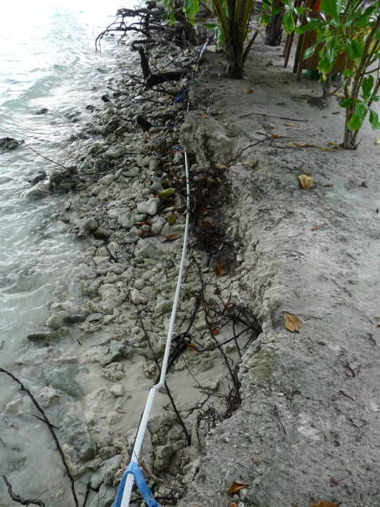 Schnorcheleinstieg Riffseite Kuramathi Maldives