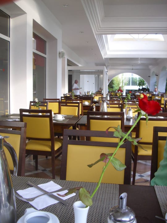 Terrasse Hauptrestaurant Magico TUI MAGIC LIFE Africana