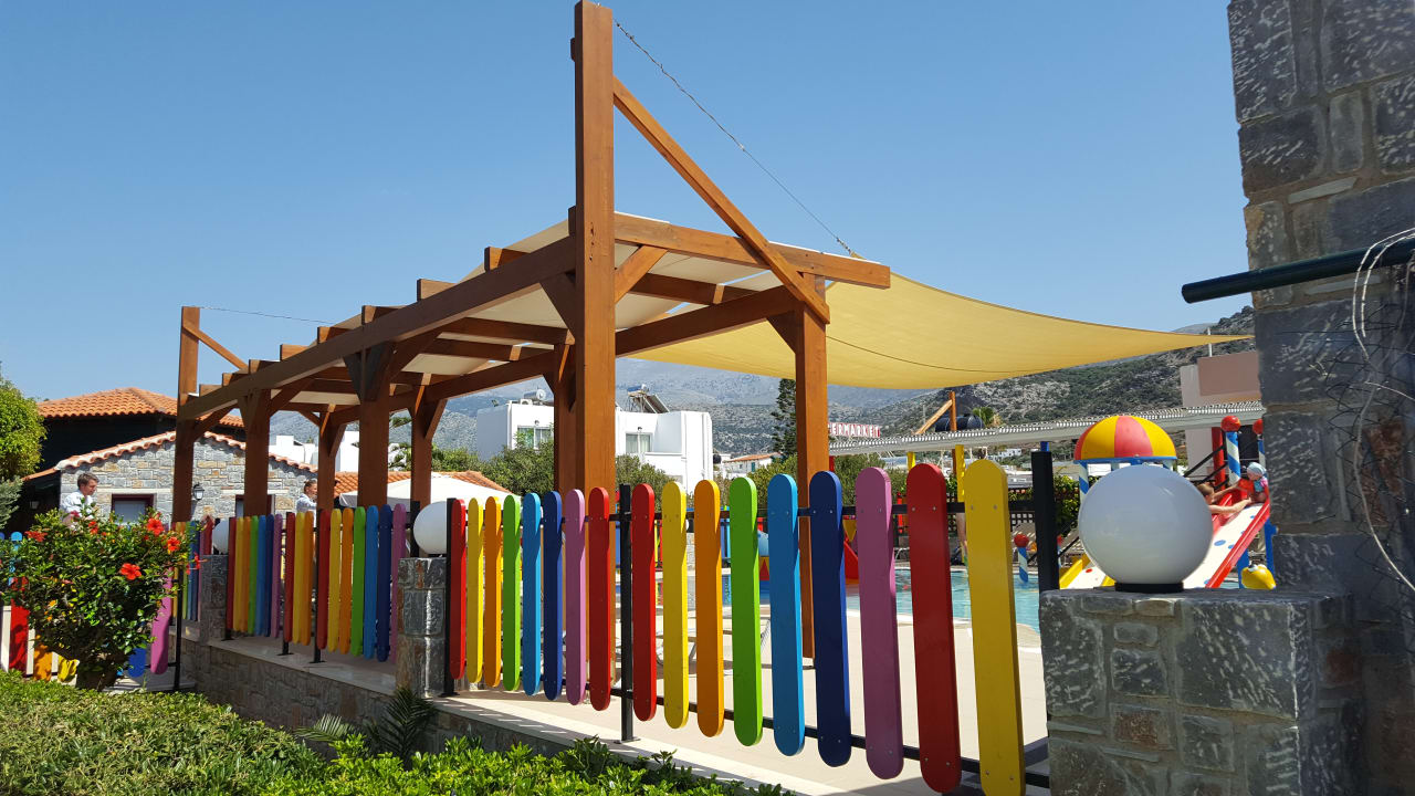 Kinderpoolanlage Alexander Beach Hotel & Village Resort