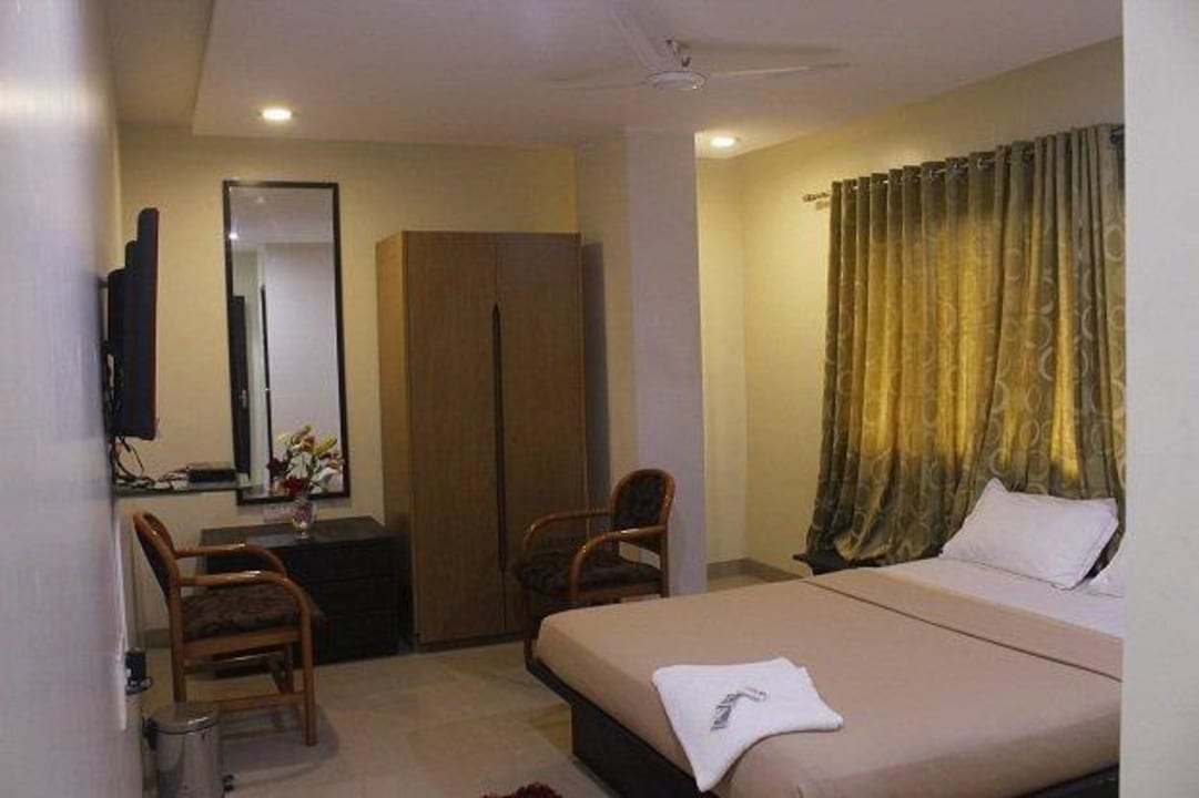 Royal Executive Hotel Shagun Executive