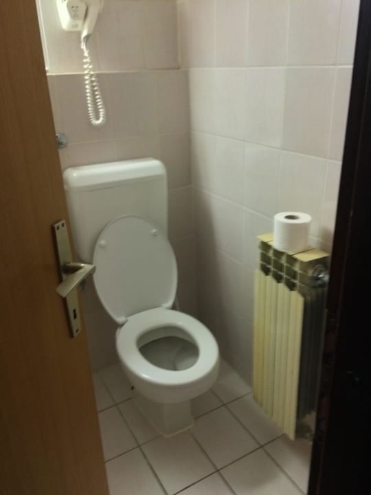 Bad sehr alt und eklig Sunny Baška Hotel by Valamar (Corinthia)