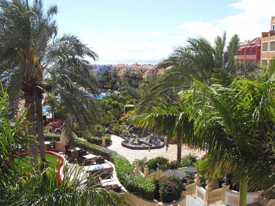 Gepflegte Gartenanlage Bahia Principe Sunlight Costa Adeje