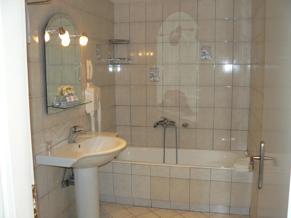 Dolphin Hotel Dolphin Resort