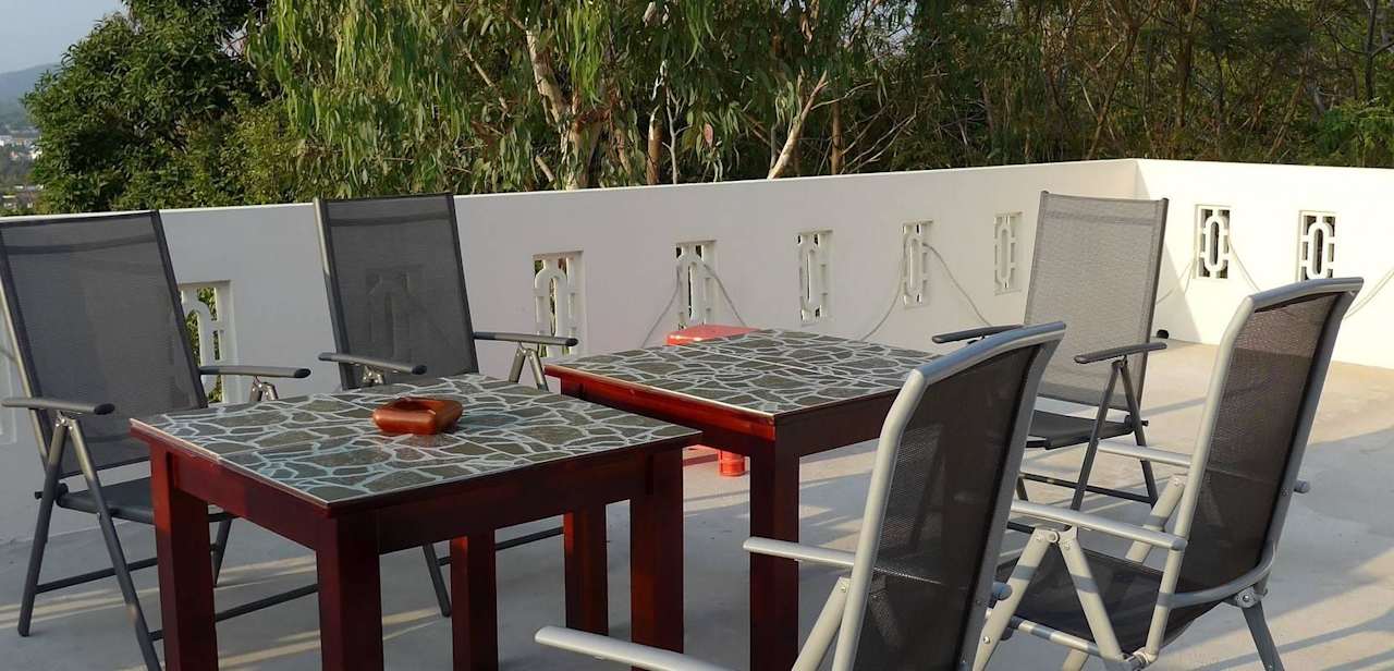 Große Dachterrasse mit Panoramaausblick Mountain Hill Appartement Phu Quoc