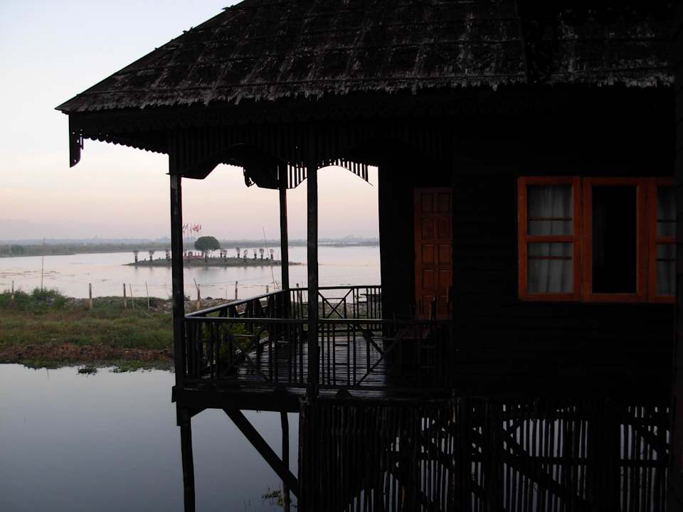 Bungalow mit Terrasse Myanmar Treasure Resort - Inle Lake