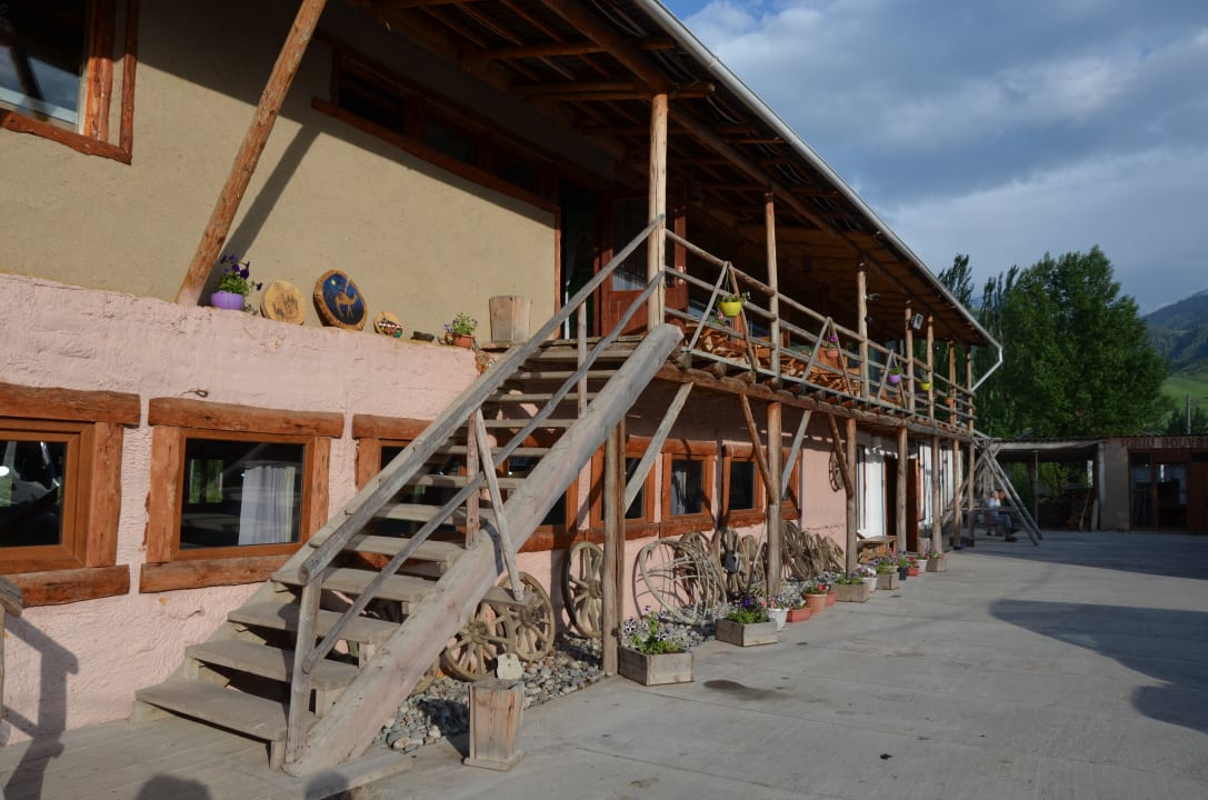 Außenansicht Ashu Guesthouse