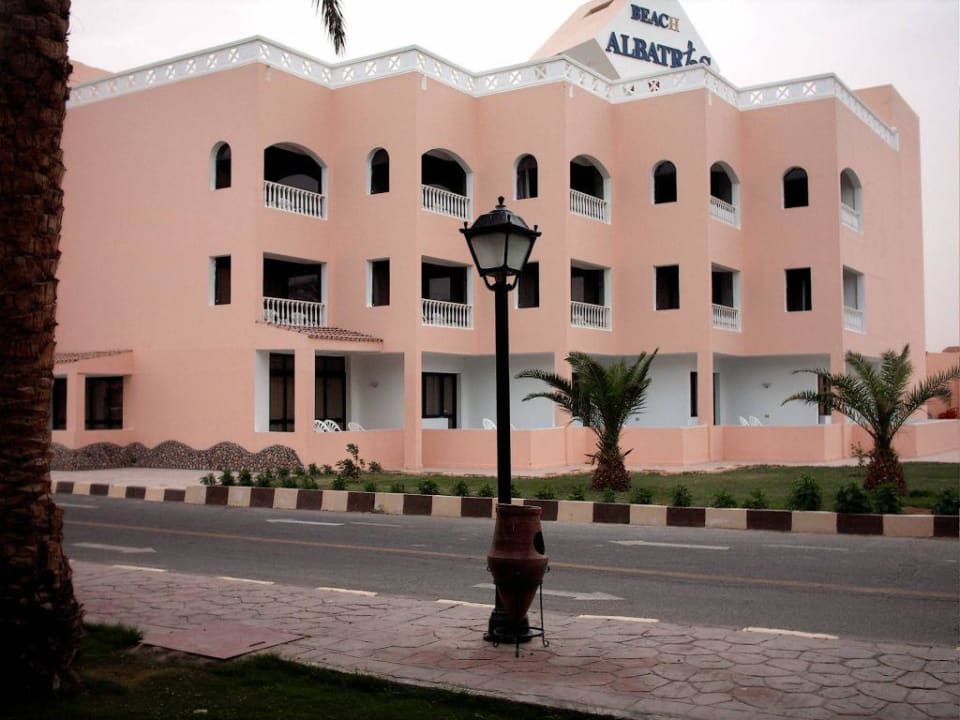 Nebenhausgebäude Beach Albatros Resort