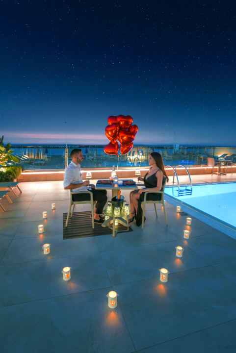 Gastro You & Me Beach Hotel