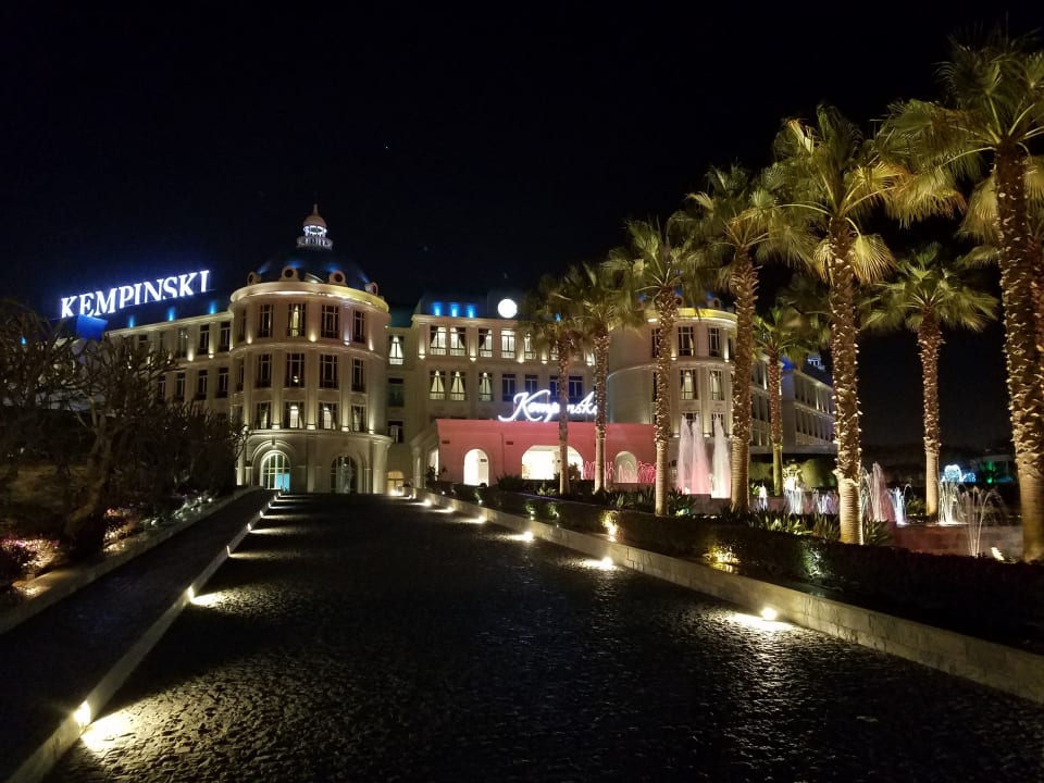 Außenansicht Royal Maxim Palace Kempinski Cairo