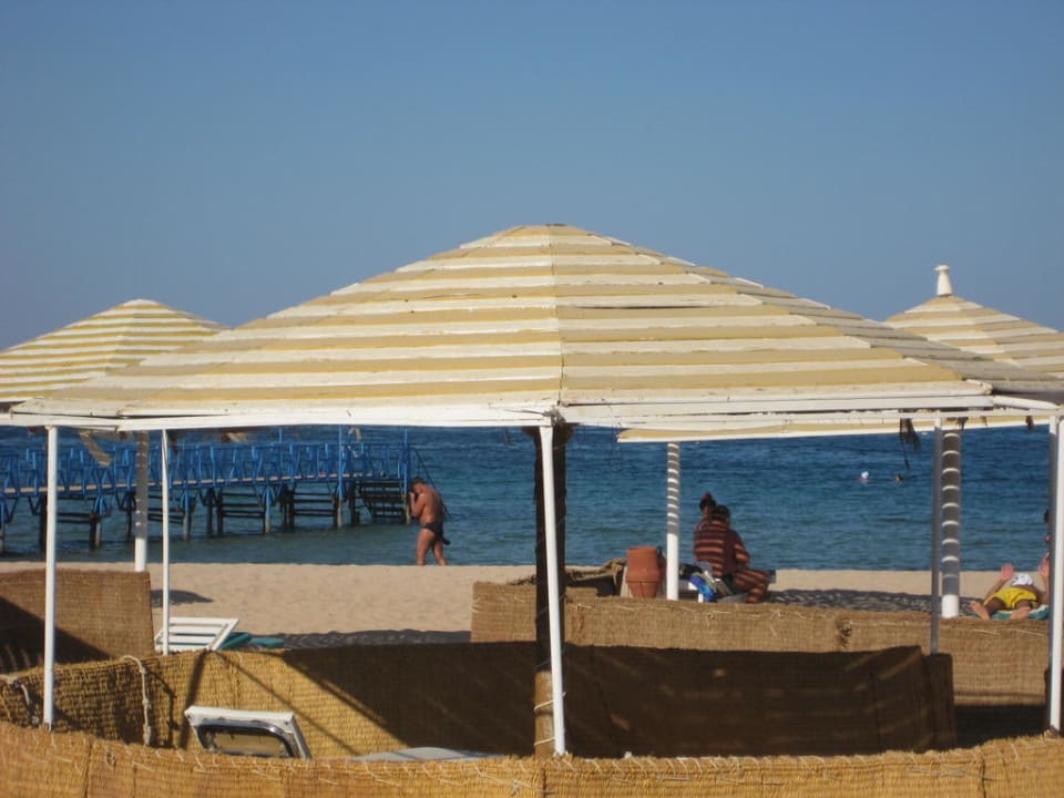 Strand Menaville Safaga