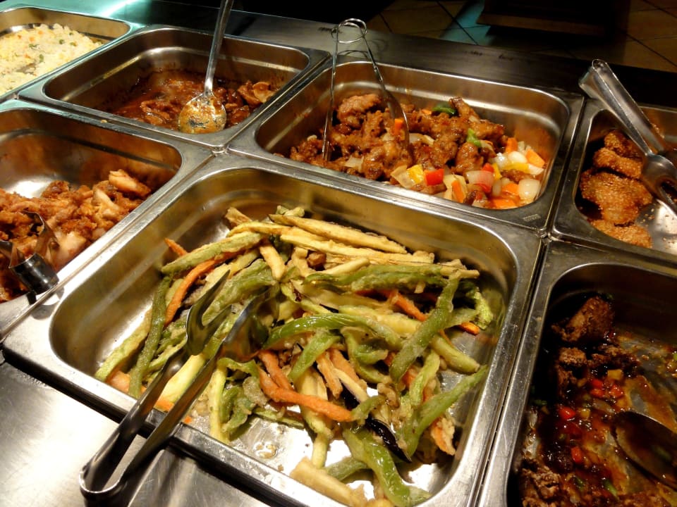 Blick in die Thermen des Büffets Alua Suites Fuerteventura