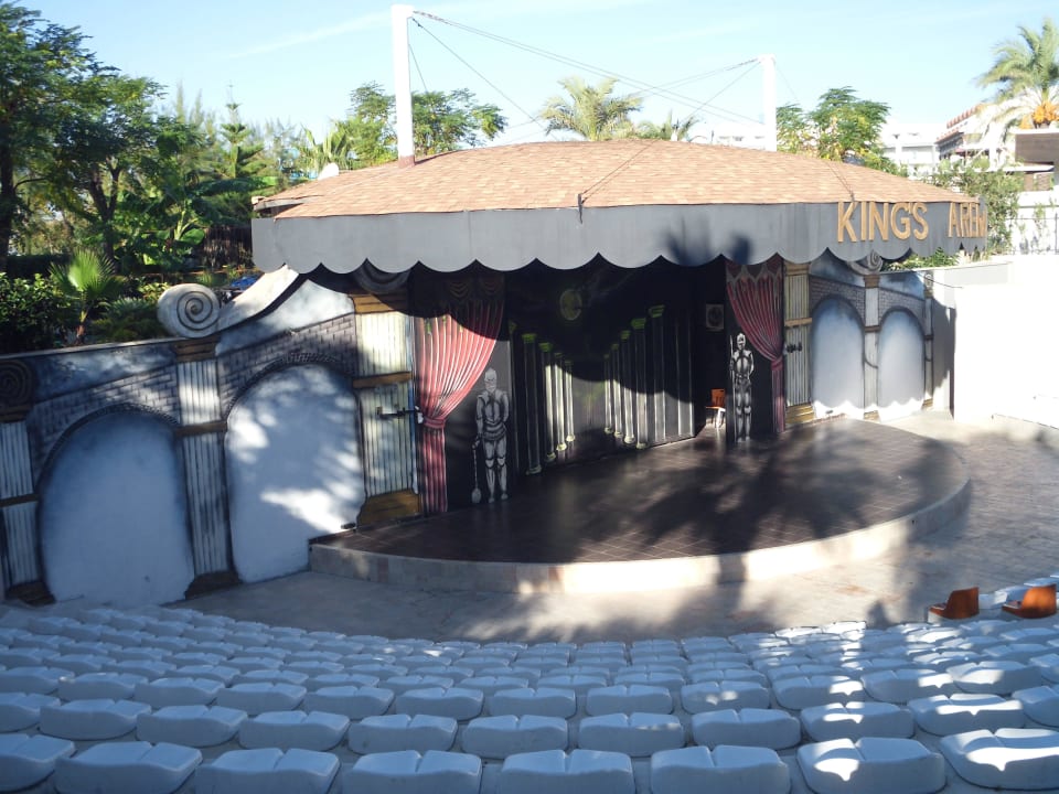 Arena (im Winter nicht in Betrieb) Aydinbey Kings Palace & Spa